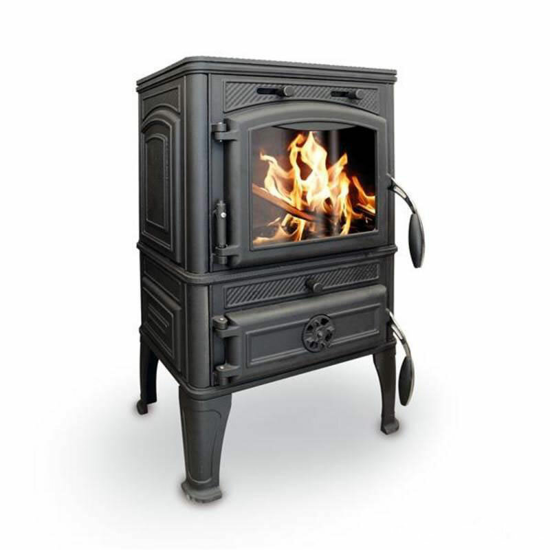 Печь - камин  чугунная Lawa